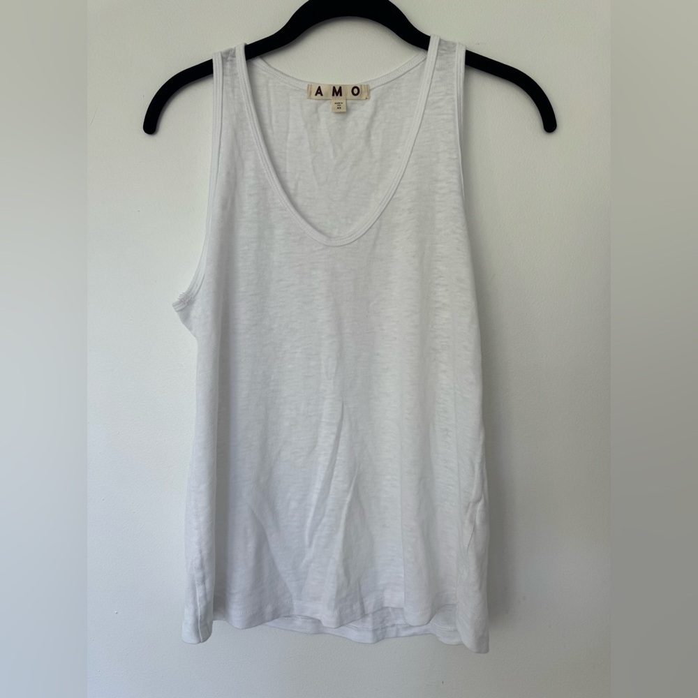 Amo scoop neck tank white XS